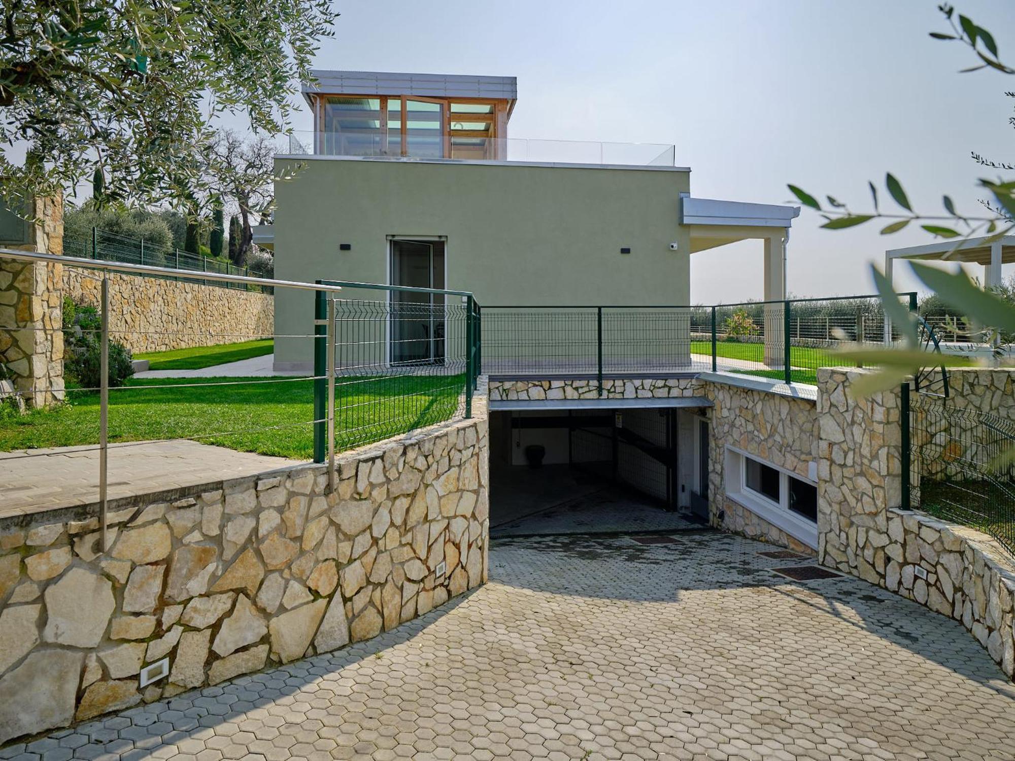Villa Sunny Lake Suites 바르돌리노 외부 사진